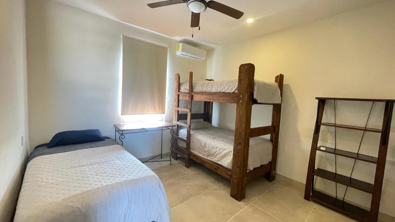 Hotel Playa La Media Luna Исла-Мухерес Экстерьер фото