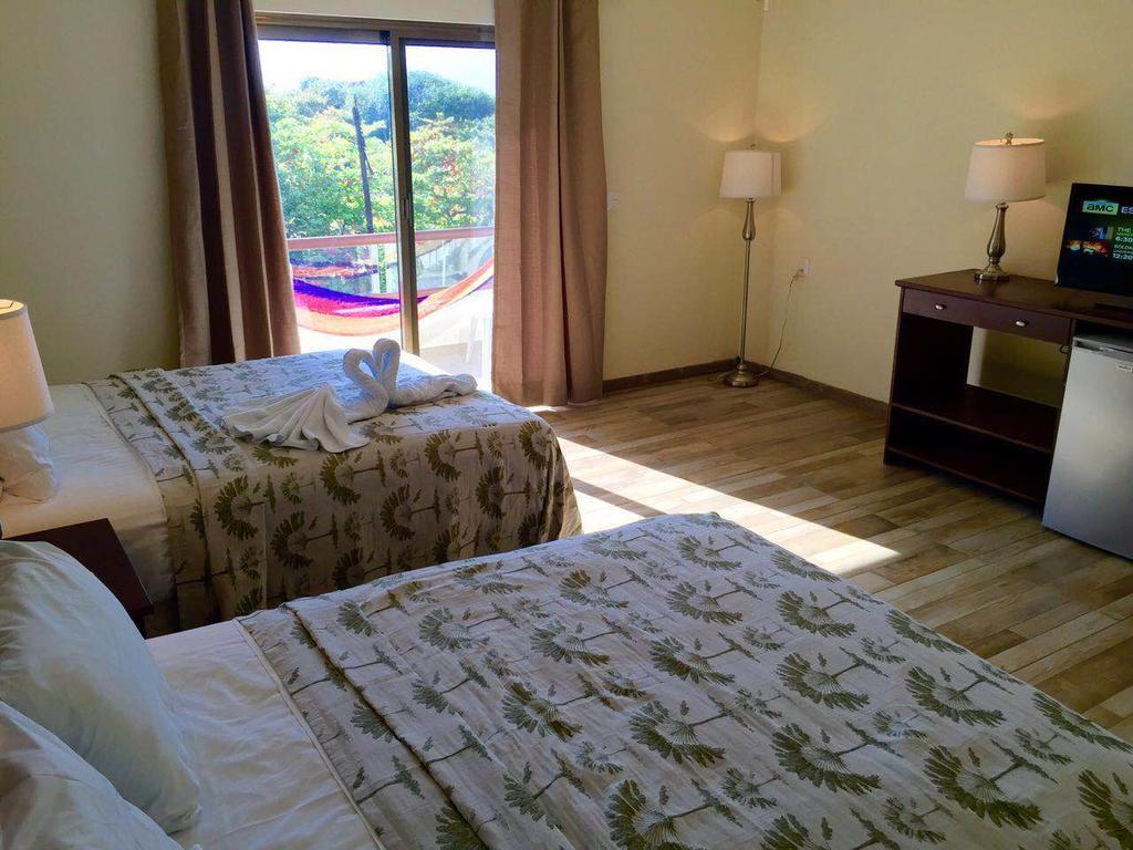 Hotel Playa La Media Luna Исла-Мухерес Экстерьер фото