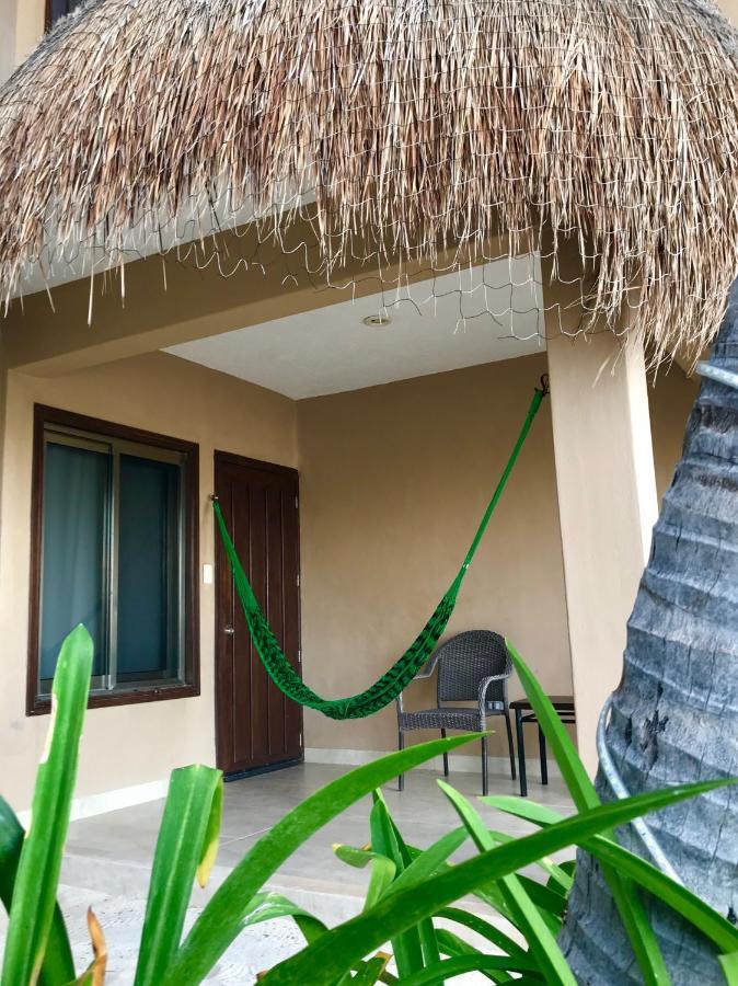 Hotel Playa La Media Luna Исла-Мухерес Экстерьер фото